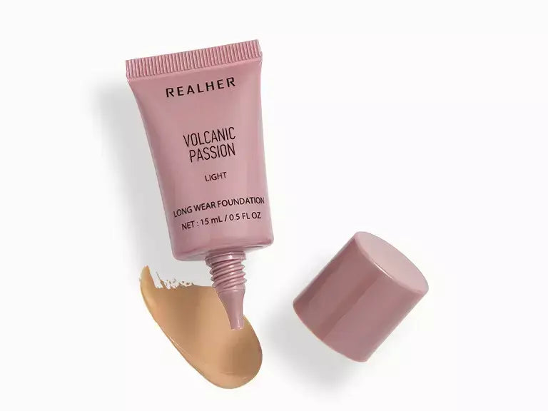 RealHer Sweeping Fascination Long Wear Foundation